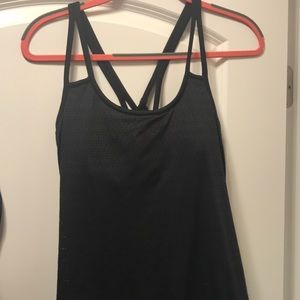 Athleta open back tank with built in bra